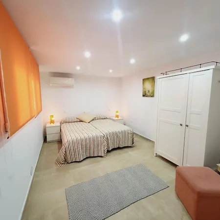 Private Pool 11 Sleeps Semesterbostad Torrevieja